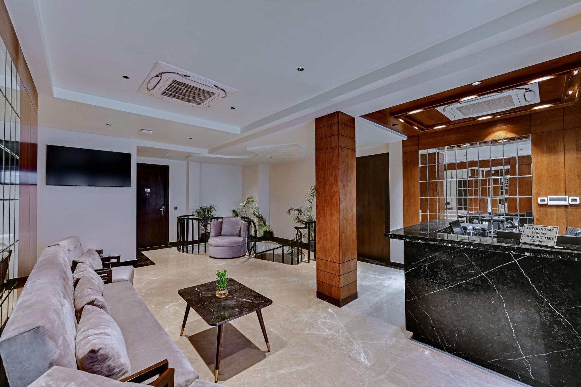 Quality Inn City Centre Benares Buitenkant foto
